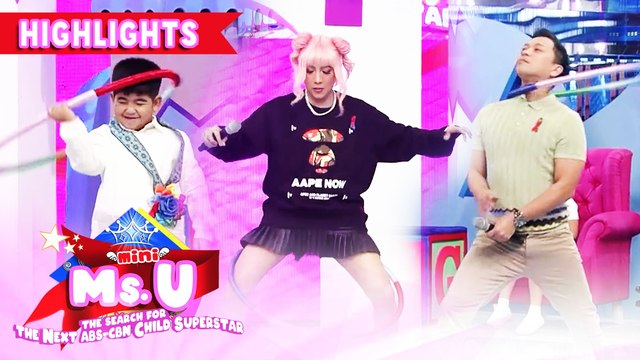 Vice does hula hoop tricks with Jhong, Yorme and Enzo | It's Showtime Mini Miss U