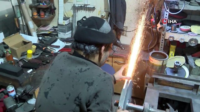 Sivaslı bıçak ustası, çakma bıçak satan merdiven altı firmalara isyan etti