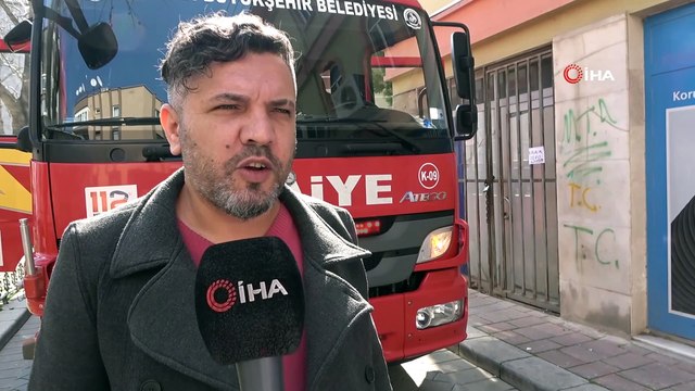 Denizli'de günün kahramanı...Yatalak hasta kadının imdadına komşusu yangın tüpü ile yetişti