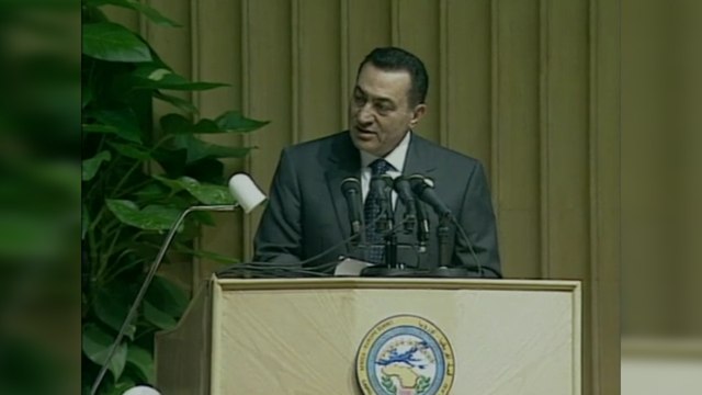 Muere el expresidente de Egipto Hosni Mubarak, según medios locales