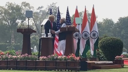 Trump asegura la venta helicópteros y augura un "gran" trato comercial con India