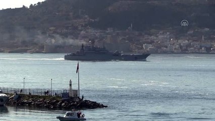 Rus askeri gemisi Çanakkale Boğazı'ndan geçti - ÇANAKKALE