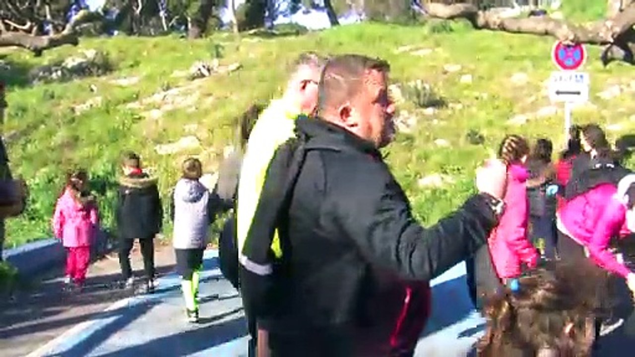 Martigues : du foot et du ramassage de déchets !