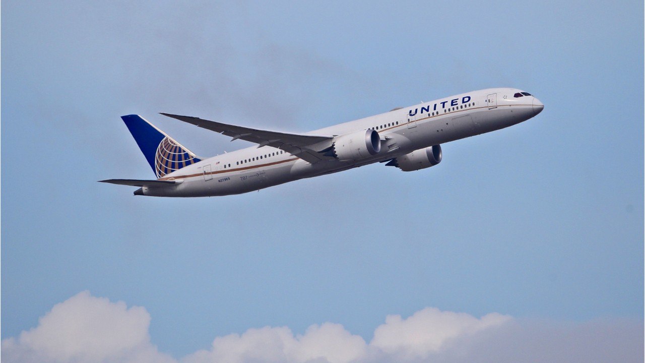 Airlines Across The World Are Suspending Flights Due To Coronavirus