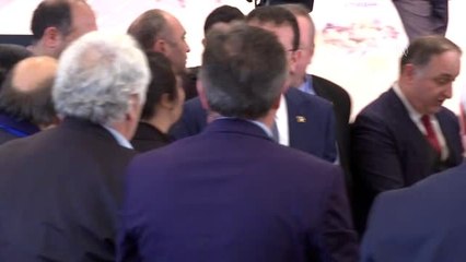 İmamoğlu, "Hemşehri Dernekleri Çalıştayı"nın kapanış programına katıldı