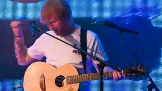 Ed Sheeran - Shape Of You   Heart Live