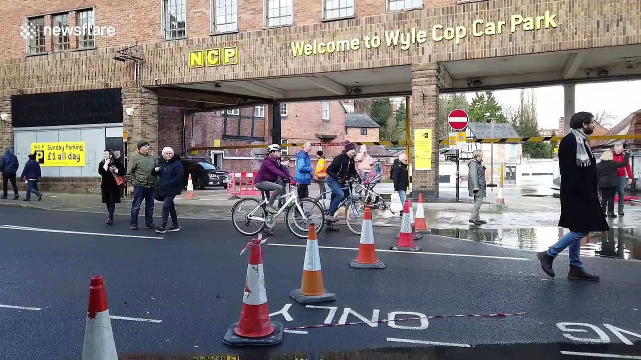 UK town battles floods as local river bursts its banks