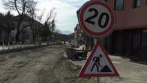 Vazhdojnë punimet për rikonstruktimin e rrugëve në Çarshinë e Vjetër-Lajme