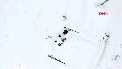 Adıyaman kar altındaki nemrut dağı'nı fotoğrafladılar