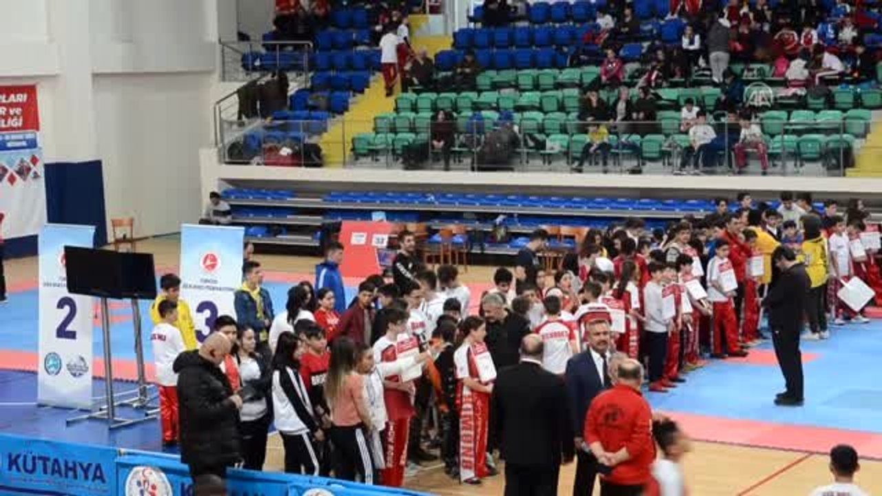 "Okullar Arası Küçükler ve Yıldızlar Kick Boks Türkiye Birinciliği" başladı