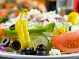 This Is the Secret to Making Classic Italian Restaurant Salad Dressing at Home