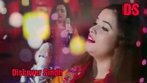 A beautiful singer and model Farzana Bahar singing a song