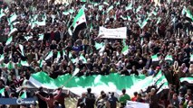 خروج مظاهرة في معبر باب السلامة الحدودي تنديدا بقفص إدلب