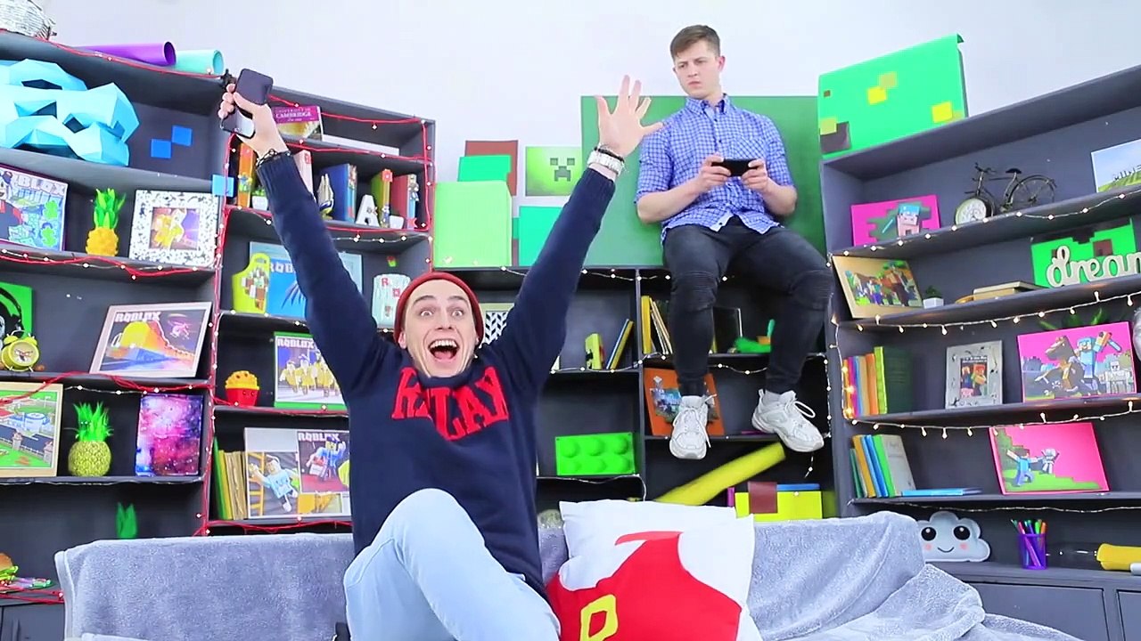 ¡RETO DE LOS CHALLENGES! ¡6 DIY DULCES DE MINECRAFT vs DULCES DE ROBLOX!