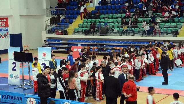 'Okullar Arası Küçükler ve Yıldızlar Kick Boks Türkiye Birinciliği' başladı - KÜTAHYA