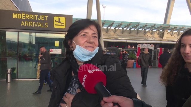 Grupet e inspektimit vazhdojne kontrollet ne kufi