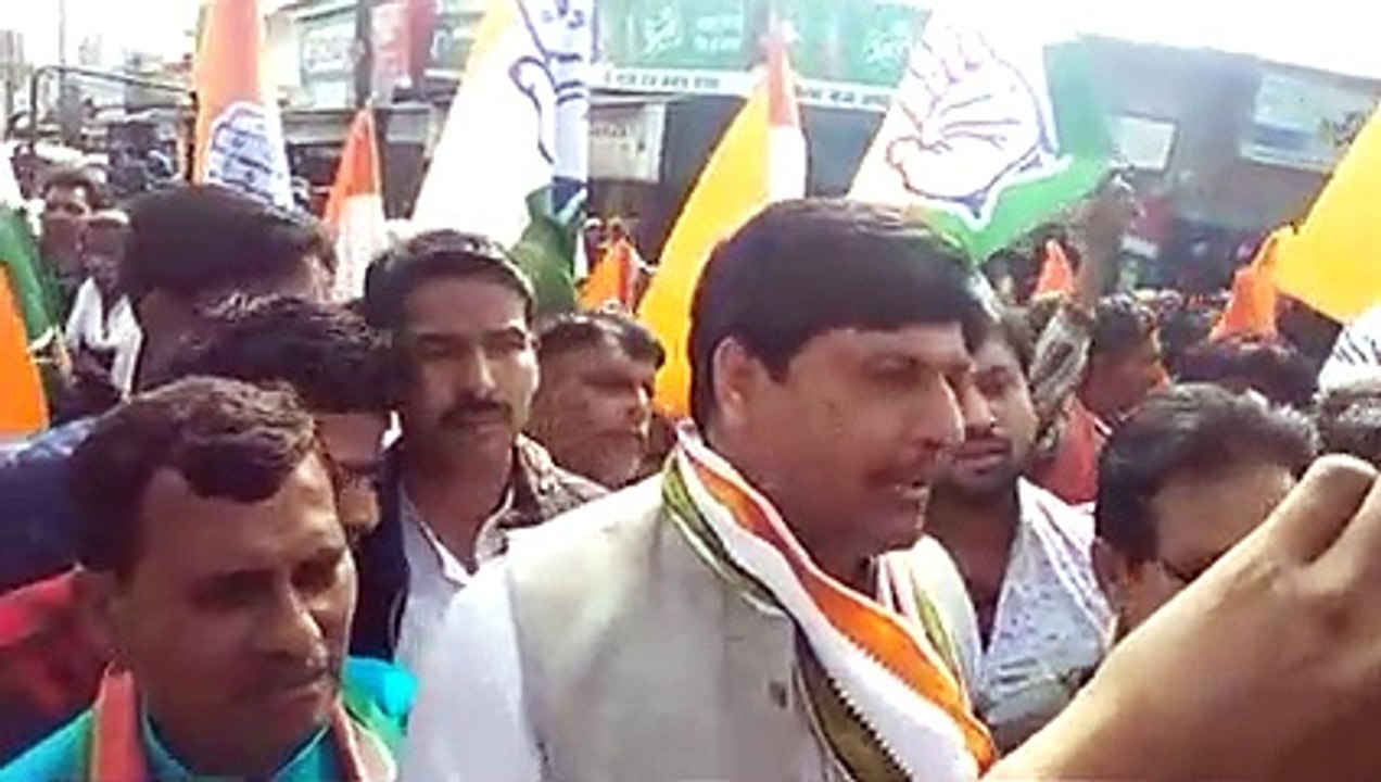हरदोई: विधायकों को ज्ञापन भेज कांग्रेस ने गिनाई...