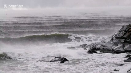Amazing slow-motion surf during winter storm off the coast of New York