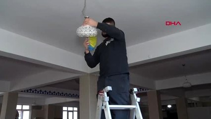 İstanbul ümraniye'deki camilerde kandil hazırlığı