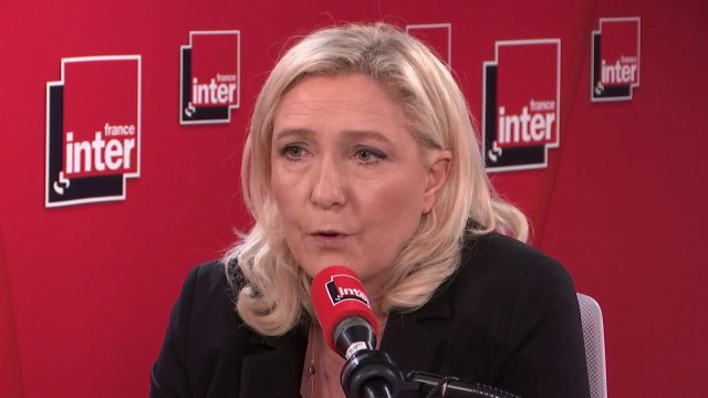 Marine Le Pen sur les fermetures de lieux de radicalisation : Au regard du mal, ces chiffres sont dérisoires. Cette année, deux mosquées radicales ont été fermées. Il y en a 100 à 120 sur le territoire.