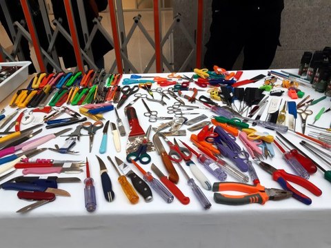 İstanbul Adalet Sarayı'nda ele geçirilen 4 bine yakın kesici delici silah sergilendi