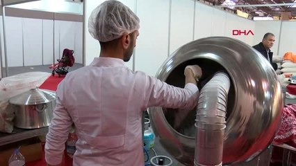 İzmir yöresel ürünlerini satmaya gelen elazığ esnafından izmirlilere çağrı