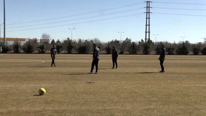 Konyaspor'da gözler Kasımpaşa maçına çevrildi