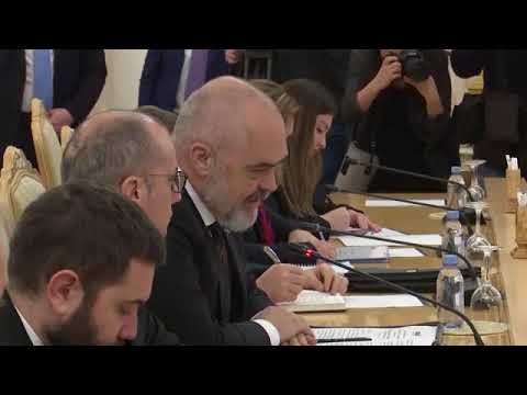 Rama takohet me Ministrin e Jashtem te Federates Ruse, ne cilesine e Kryetarit te OSBE se