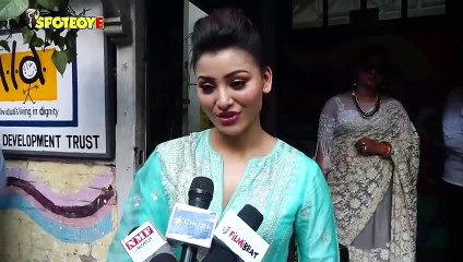 Urvashi Rautela Celebrates her Birthday with Kids from an Orphanage | SpotboyE