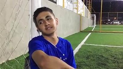 A cada 5 minutos um Homem é impedido de jogar bola