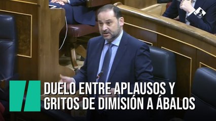 Aplausos y gritos de "dimisión" a Ábalos desde la bancada del PP