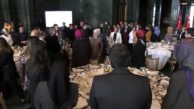 Aile, Çalışma ve Sosyal Hizmetler Bakanı Selçuk, Koruyucu Aile Programı'nda konuştu (1)