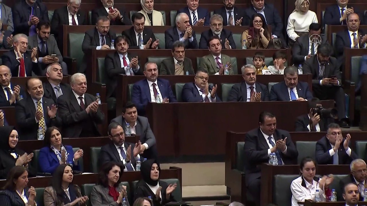 Cumhurbaşkanı Erdoğan: 'Zihnini ve elindeki imkanları, emperyalistlere gönüllü olarak satmış olan bir kişiyi biliyoruz; onun adı da Bay Kemal'dir' - TBMM