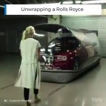 Comment sont livrées les voitures Rolls Royce neuves