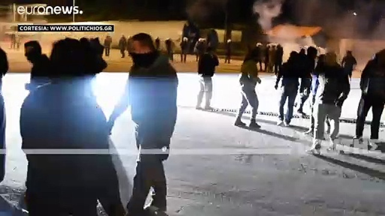 Confrontos em protestos contra novos campos de migrantes