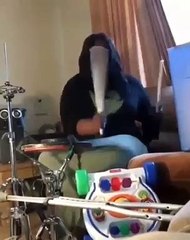 Donnes nous n'importe quoi, on fait de la musique avec.#black