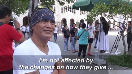Philippines observes ‘no contact’ Ash Wednesday to beat virus