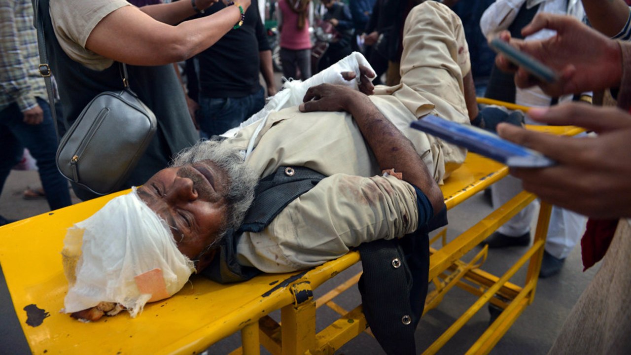 More than 30 people killed in sectarian clashes sparked by India’s controversial citizenship law