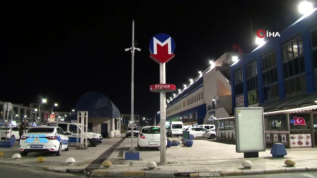 Metro istasyonunda polis memurunun silahını alıp kasığından vuran zanlı yakalandı