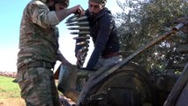 Ilımlı muhalifler İdlib'in stratejik önemdeki Serakib ilçesini geri aldı (2) - İDLİB