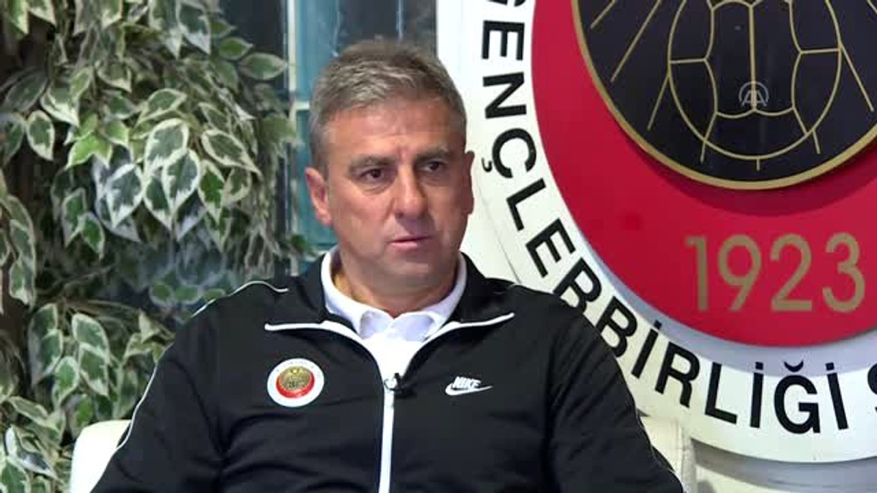Gençlerbirliği Teknik Direktörü Hamza Hamzaoğlu'ndan samimi açıklamalar (3)