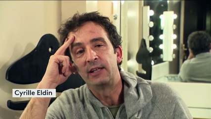 Cyrille Eldin lit le poème "Profession de foi en la Société libre et démocratique" de l’écrivain autrichien Erich Fried