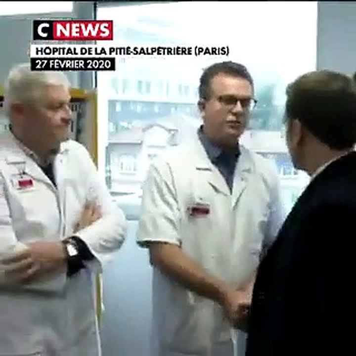 Virus - Emmanuel Macron est en visite à l'hôpital de la Pitié-Salpêtrière, où le premier Français est mort du virus
