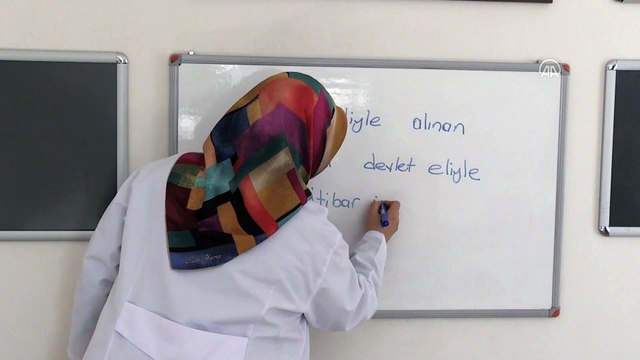 28 Şubat mağduru öğretmen hatırlamak istemediği o günleri unutamıyor - KARAMAN
