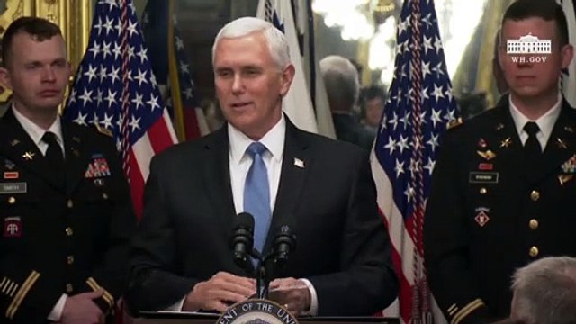 Trump insiste en que el riesgo de coronavirus en EEUU es muy bajo