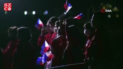 Karantina gemisinden tahliye edilen Filipinliler ülkesine döndü