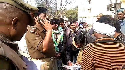 इटावा: अज्ञात वाहन ने बाइक को मारी टक्कर, एक छात्र की मौत