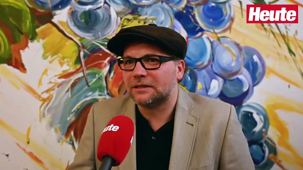 'Kopftuchmafia'-Mann zieht Opernball eins über