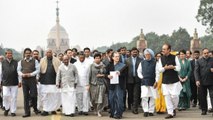 Congress delegation meets President over Delhi violence
