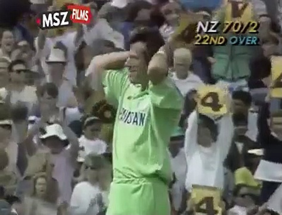 Semi_Final_1992_World_Cup._Pakistan_Vs_New_Zealand.